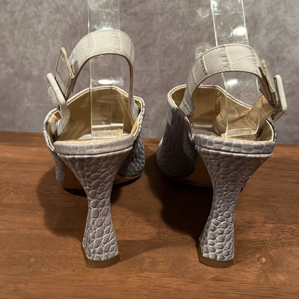 Vince Camuto Releen slingback crocodile blue/grey sandal size 7.5 - Picture 5 of 8